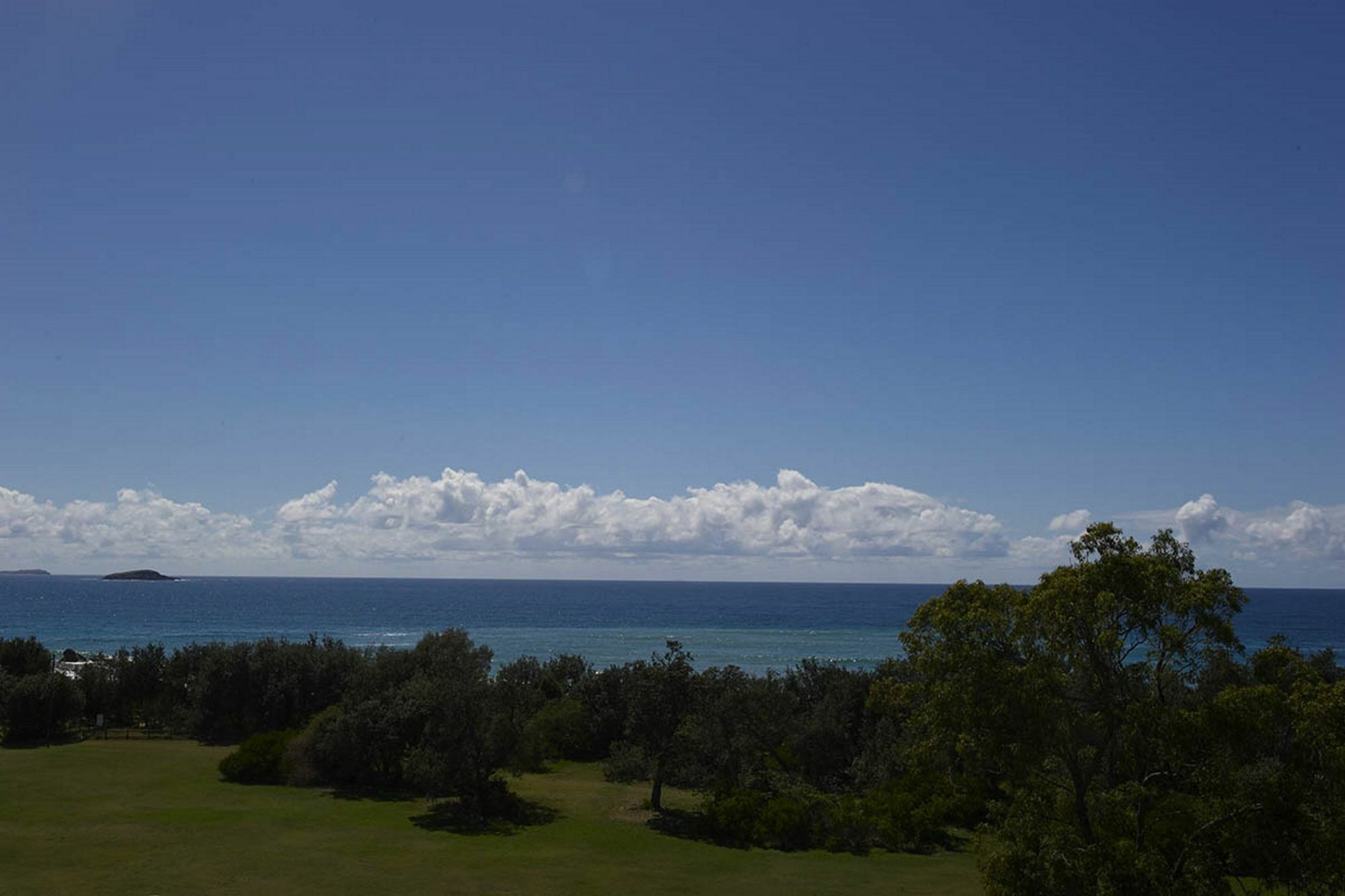 Absolute Beachfront Opal Cove Resort Korora Exterior photo