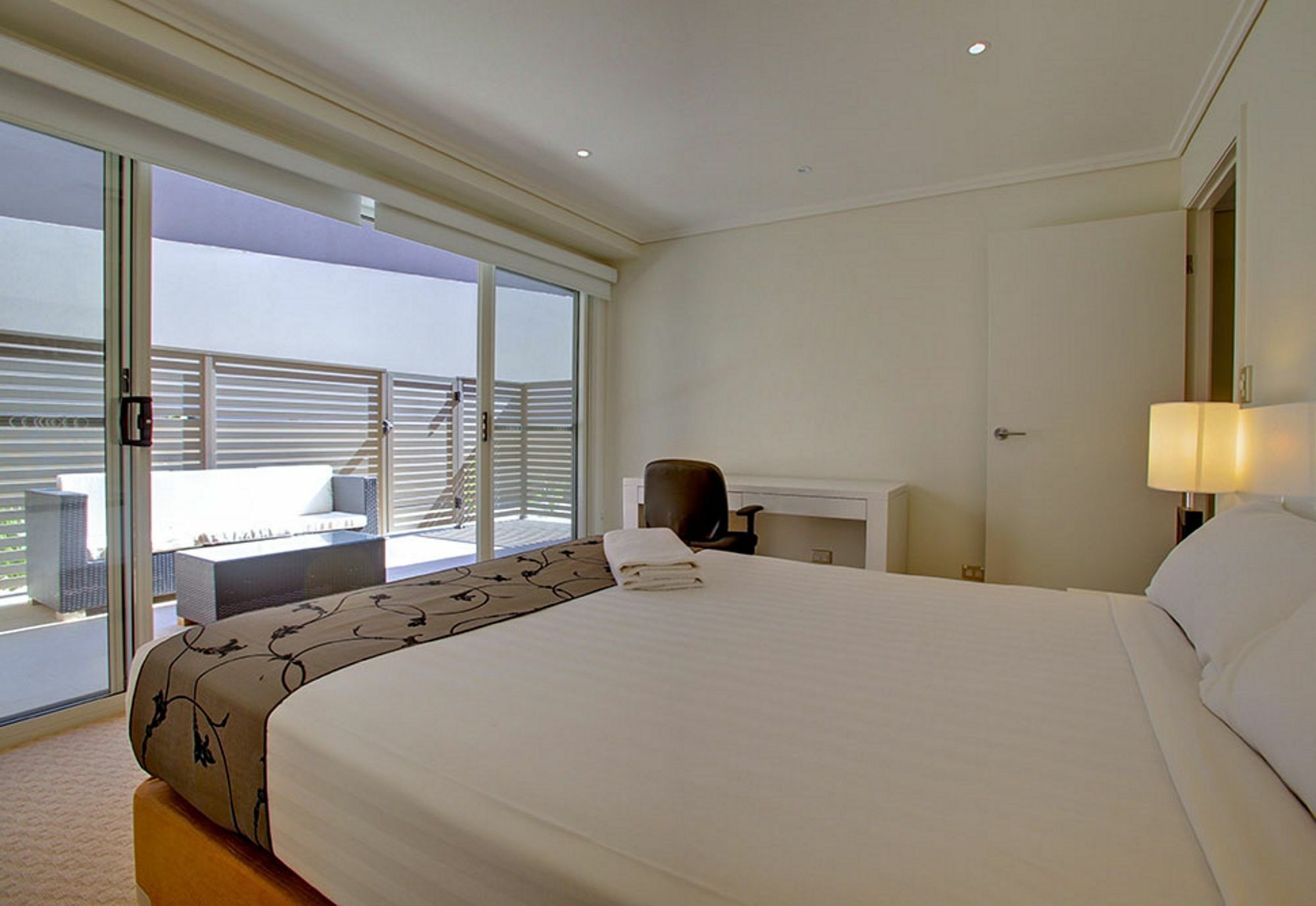 Absolute Beachfront Opal Cove Resort Korora Exterior photo