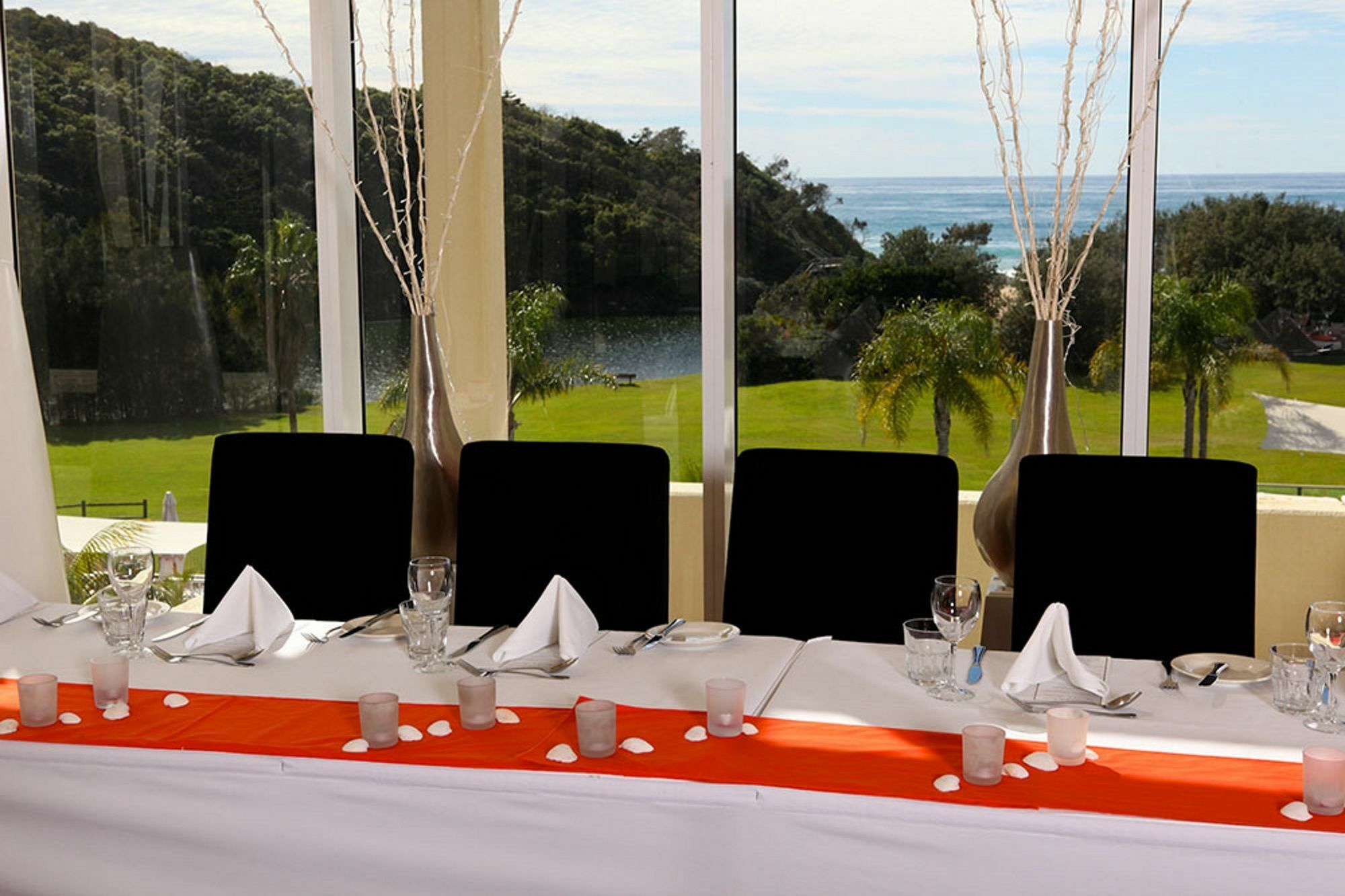 Absolute Beachfront Opal Cove Resort Korora Exterior photo